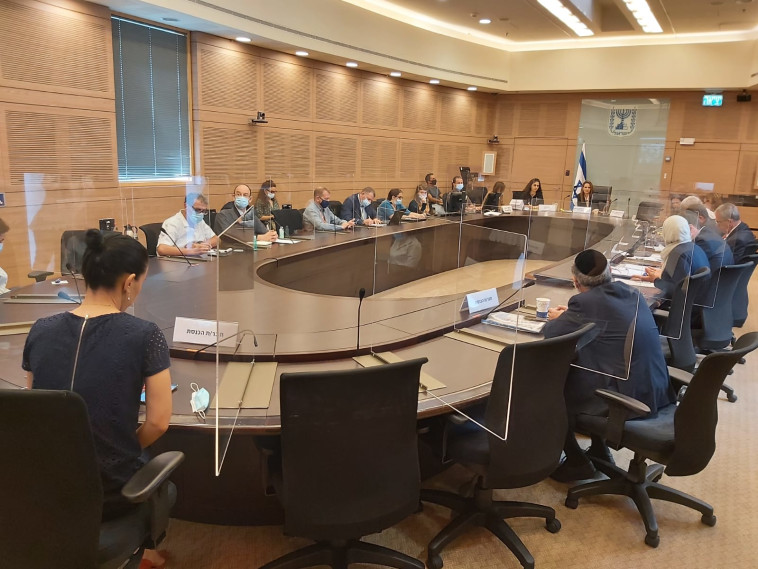 הדיון בוועדת הקורונה
