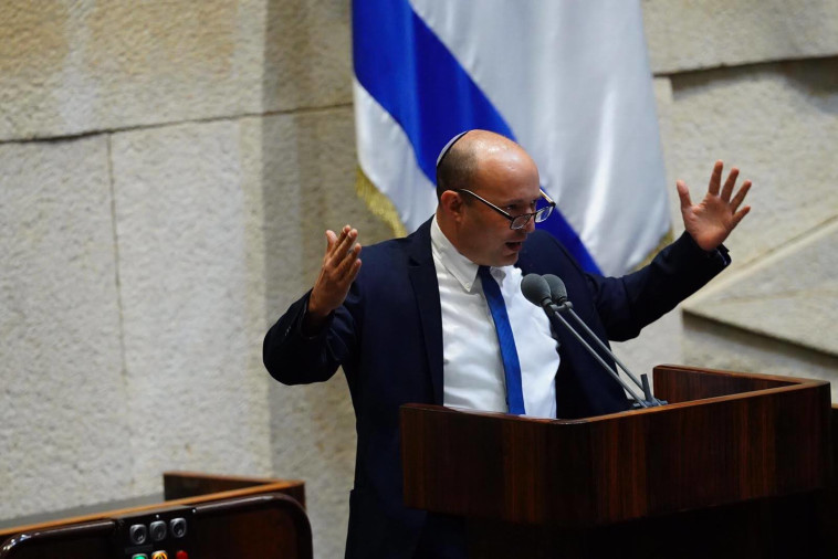 נפתלי בנט בדיון במליאה