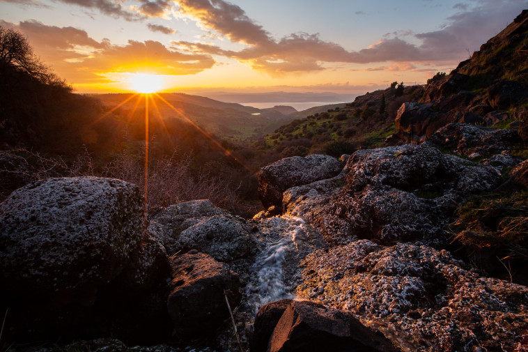 רמת הגולן בשקיעה