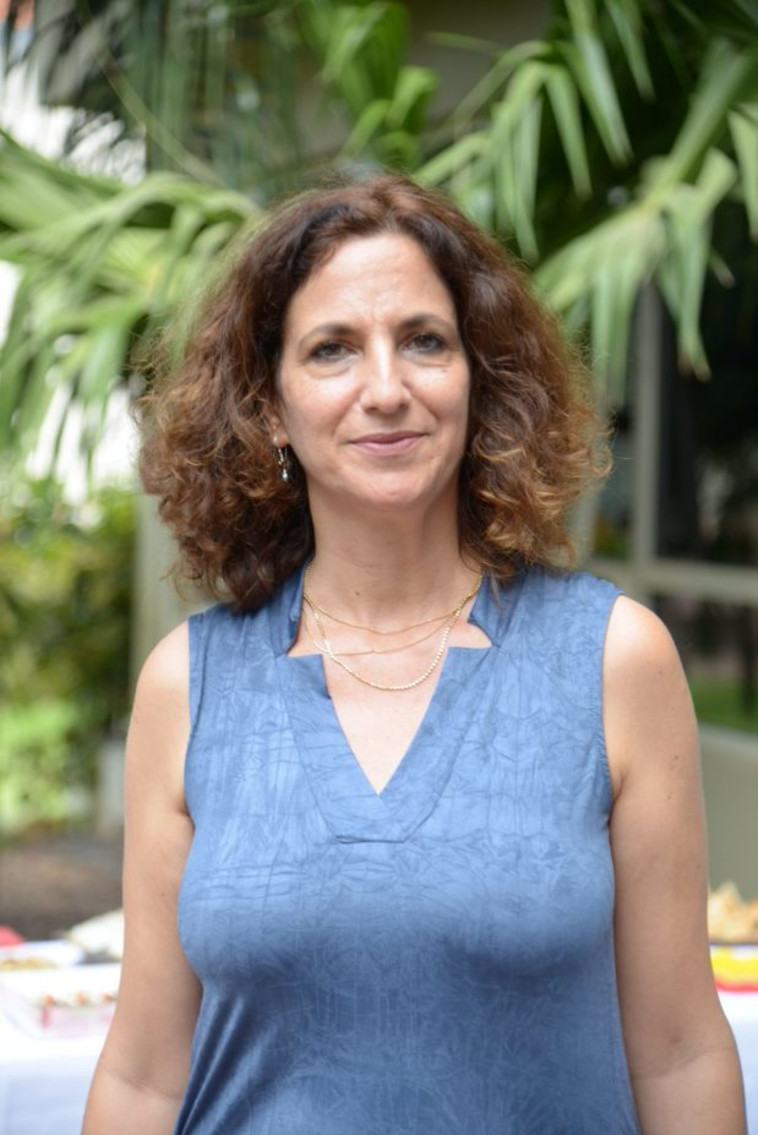 שני אחדות - מנכ''לית כפר עידוד