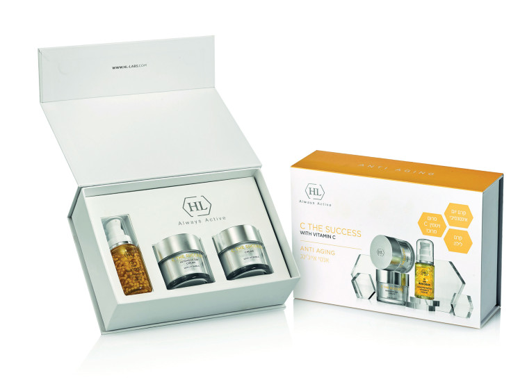 מארז אנטי אייג'ינג מבוסס ויטמין סי מבית HL קוסמטיקה מקצועית, 600 שח. צילום אורי גרון.jpg