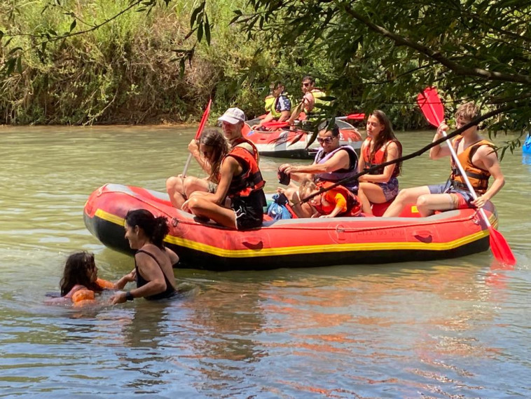 שטים בירדן, קיבוץ עמיר