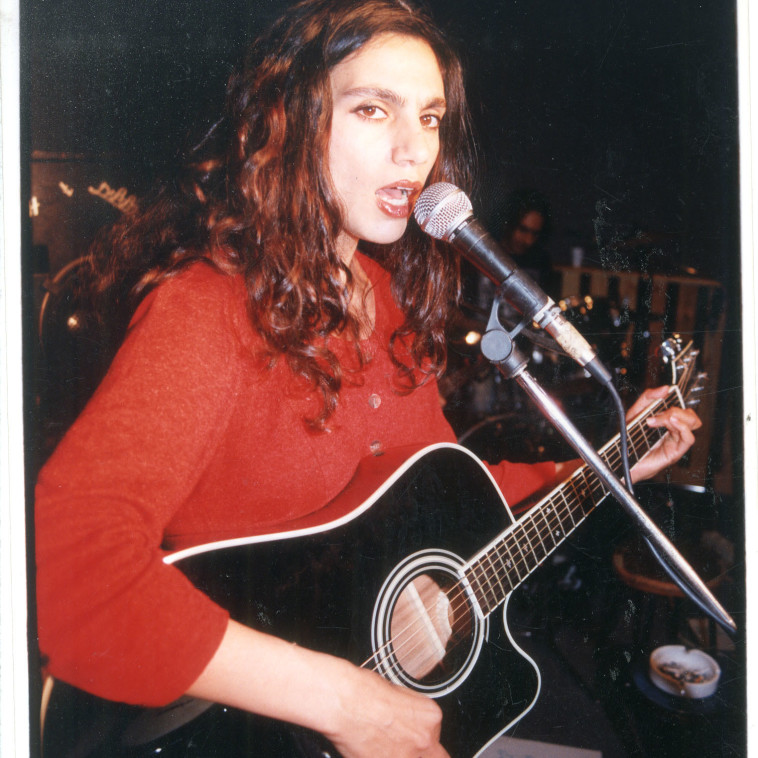 אתי אנקרי ב-1993