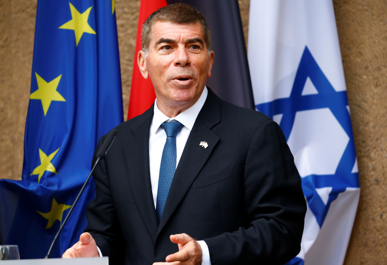 שר החוץ גבי אשכנזי