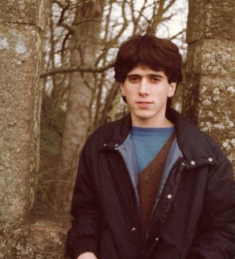 אייל לוי בצעירותו