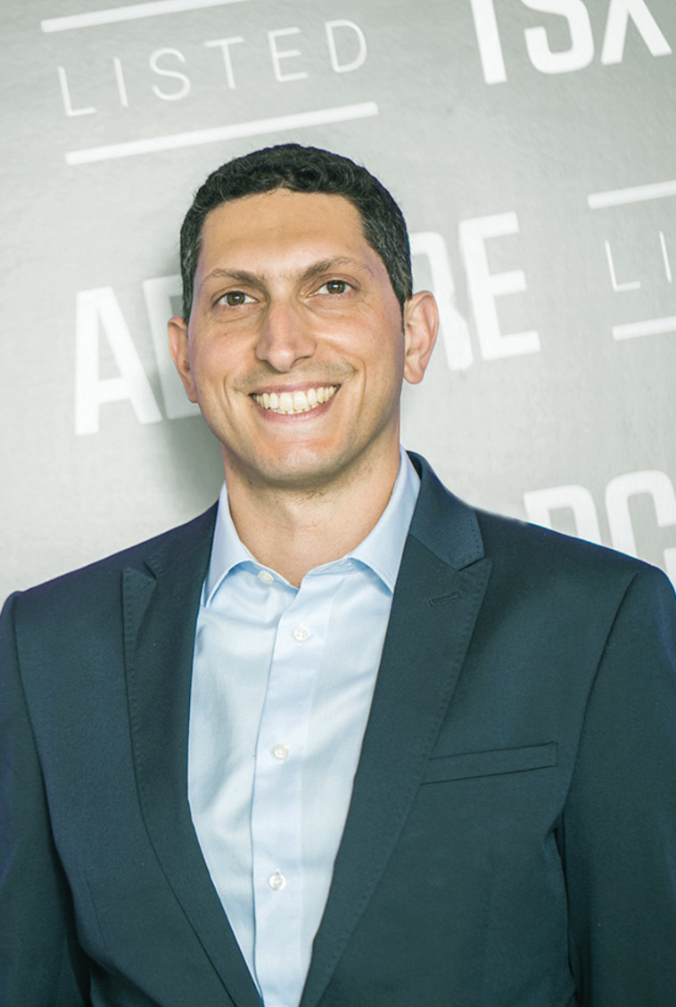 יוסי אלחנן, סמנכ''ל אדקור