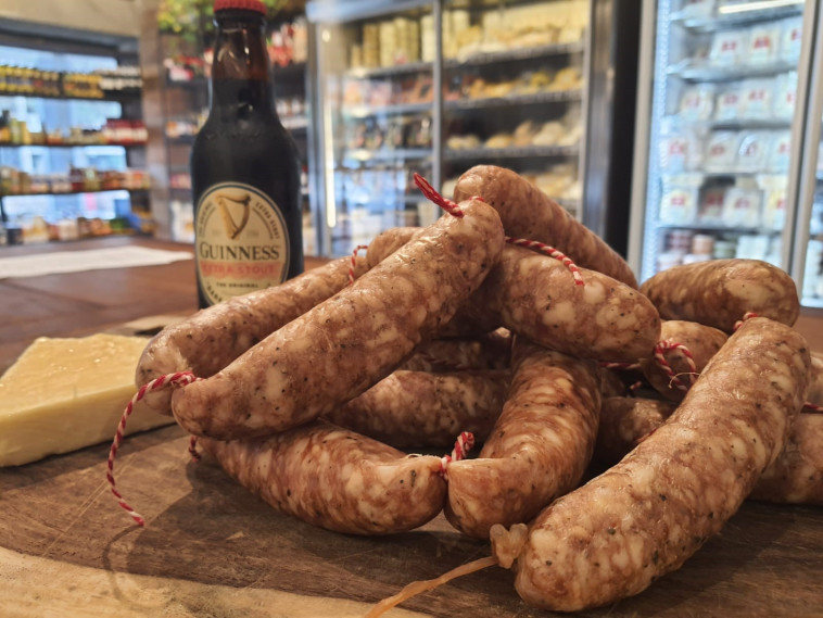 הנקניקיות של בן תדהר בקאב קאם