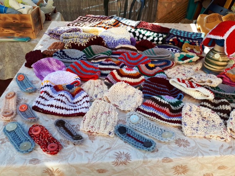 כובעים סרוגים לפגים