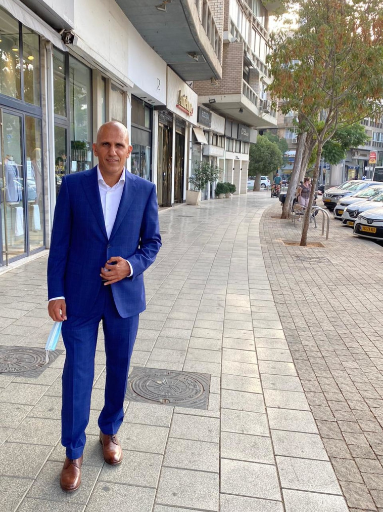 עורך דינו של גיא פלג