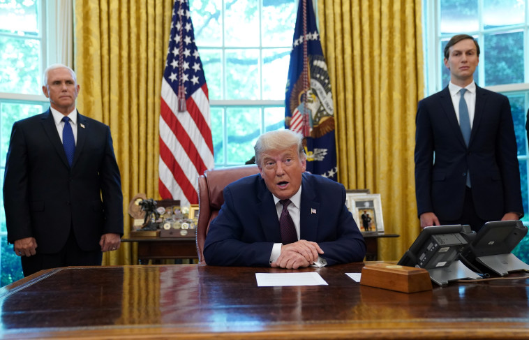 דונלד טראמפ, ג'ארד קושנר, מייק פנס