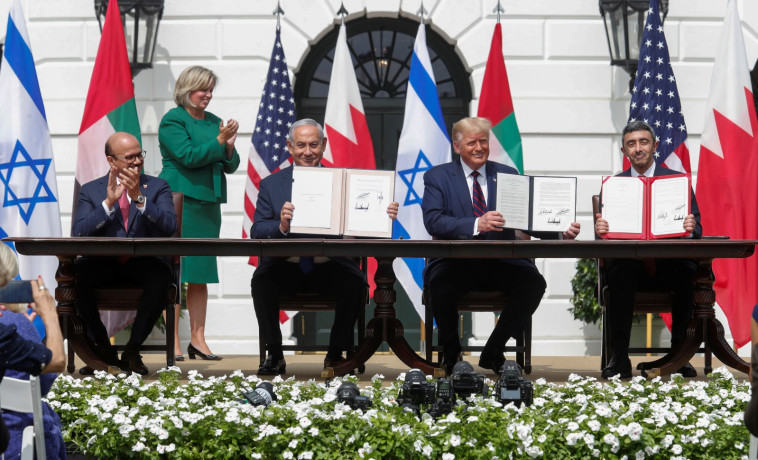 חתימת הסכם השלום בוושינגטון (צילום: רויטרס)