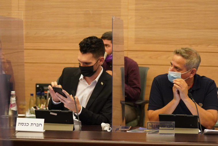 ח''כ ניצן הורוביץ וח''כ עידן רול בוועדת החוקה
