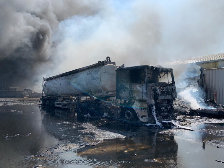 השריפה שפרצה במפעל בעכו