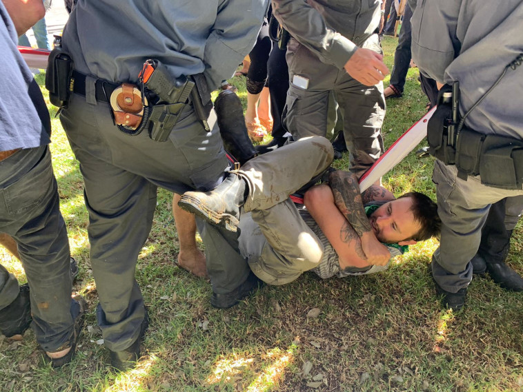 עימותים מחוץ לכנסת