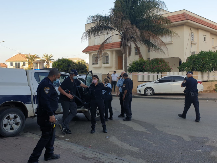 חשד לרצח בטירה