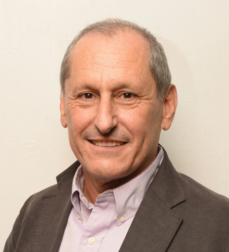 מיכאל אילוז, מנכ''ל חברת טבע נאות 