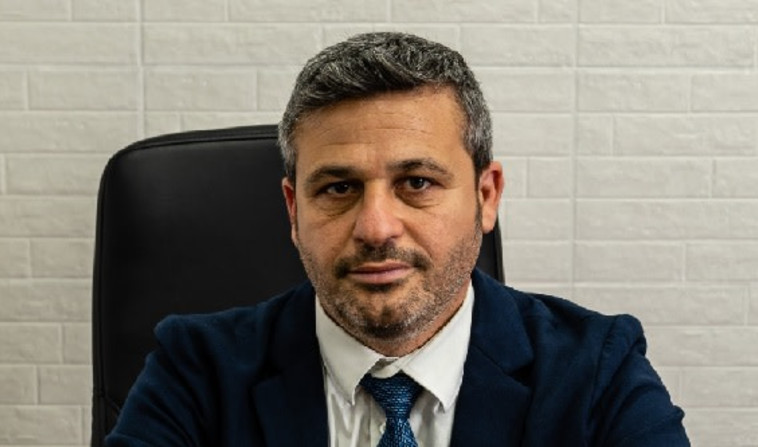 עורך הדין תומר ששון