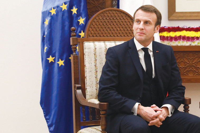 עמנואל מקרון נשיא צרפת, יודע איך לדאוג לצעירים
