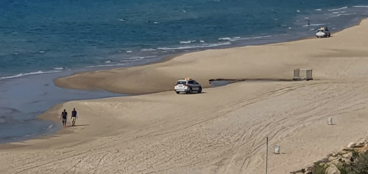 אכיפה בחוף הים