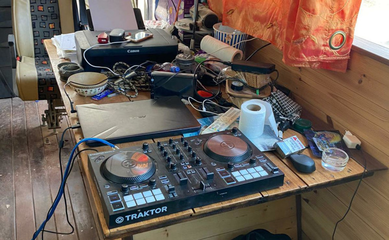 הציוד במסיבת הטבע במושב חזון