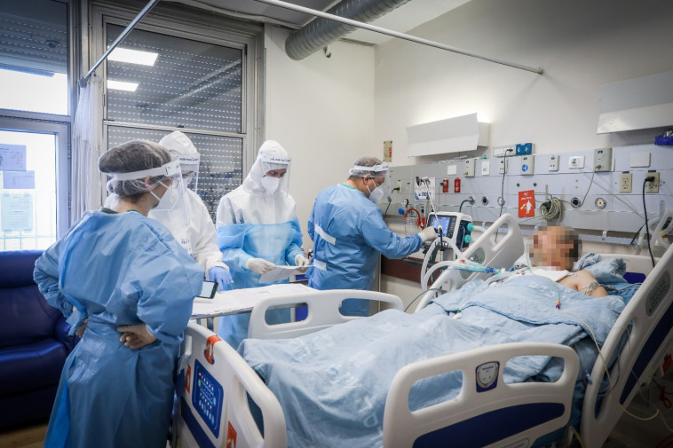 מטופל במחלקת קורונה