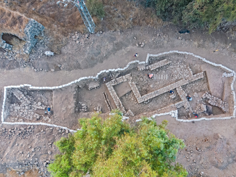 אתר החפירה בנפח (צילום: אסף פרץ, באדיבות רשות העתיקות)