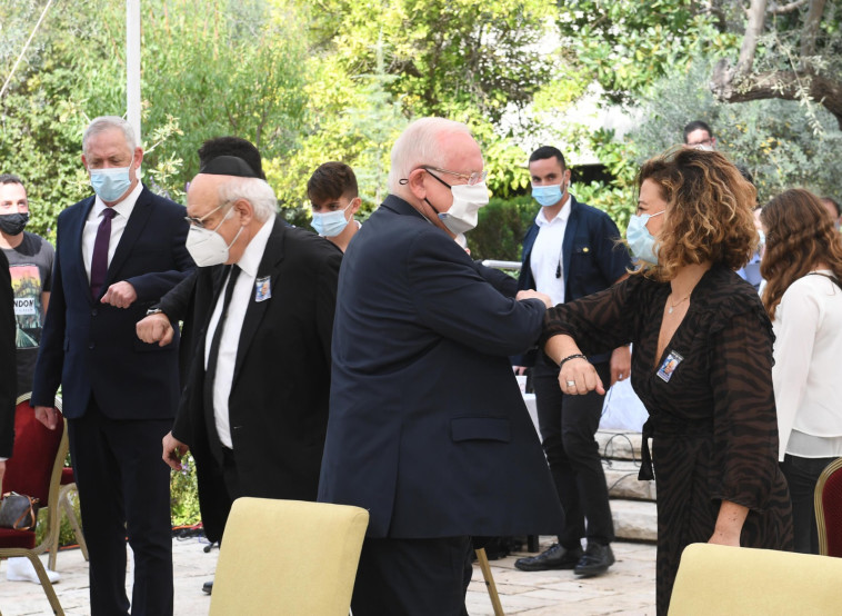 הנשיא עם נכדתו של רבין ז''ל