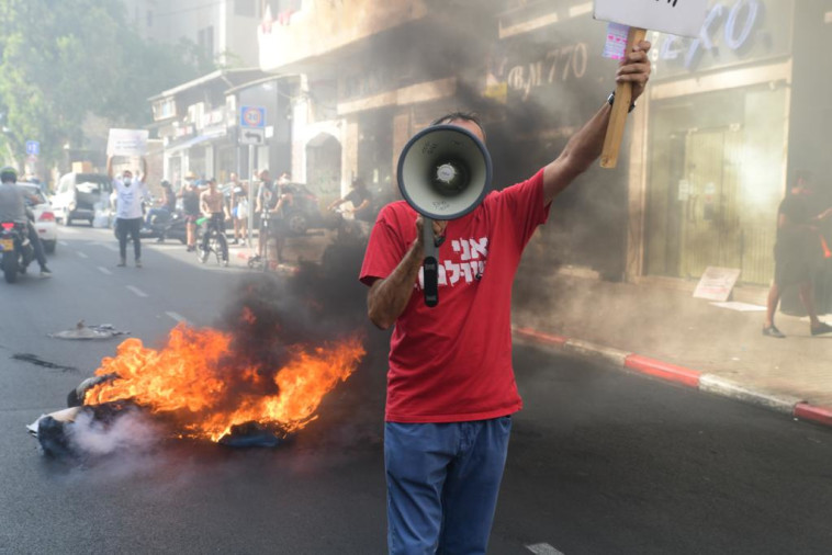 הפגנת העצמאים בדרך יפו בתל אביב