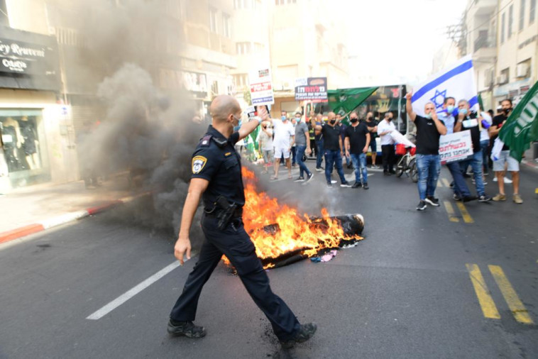 הפגנת העצמאים בדרך יפו בתל אביב