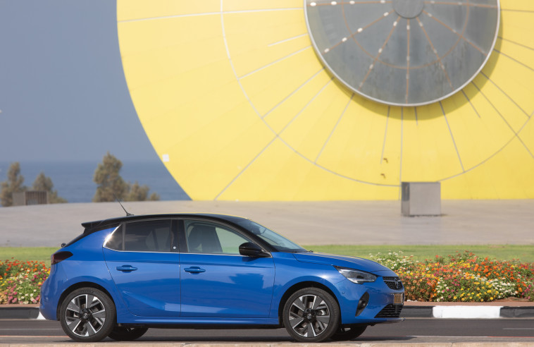 אופל קורסה חשמלית