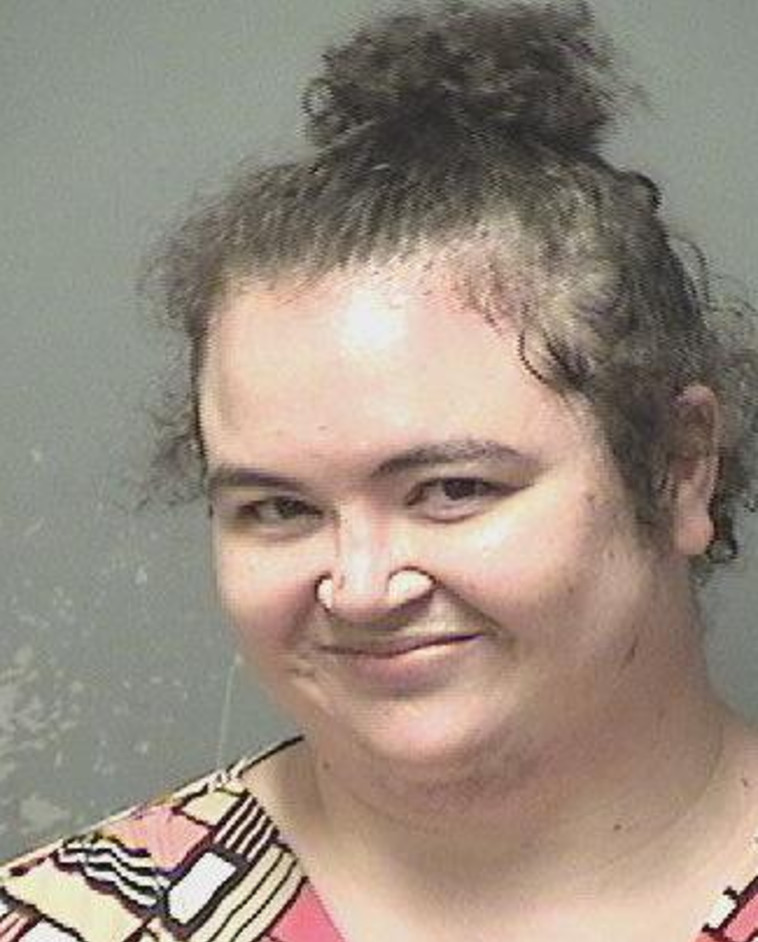 ליסה לונדון, האישה שמחקה את רישומיה הפליליים