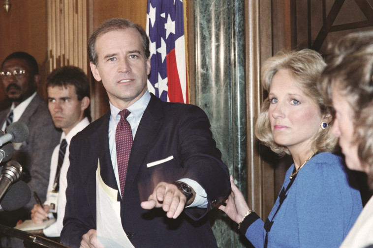 ג'ו ביידן, סנאטור צעיר ונמרץ ב-1987 (צילום: JEROME DELAY/GettyImages)