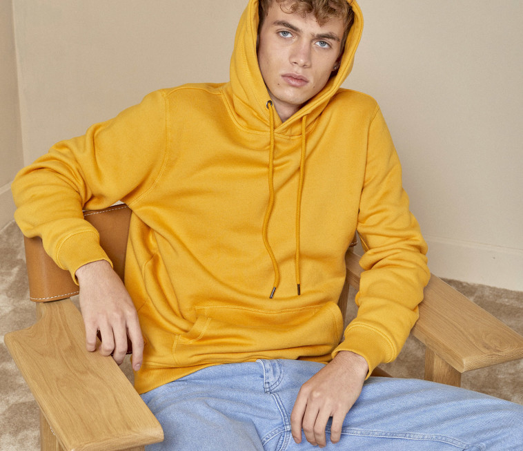 עד 50% הנחה בקסטרו ב-ShoppingIL