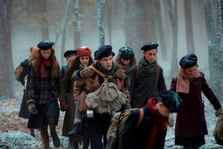 ג'סי אייזנברג ב''התנגדות''