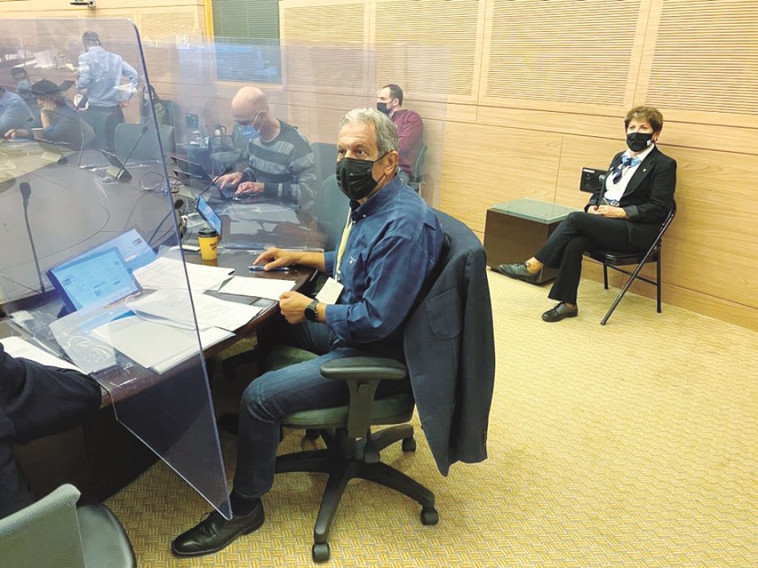 מאיר יצחק הלוי ראש עיריית אילת בדיונים בכנסת