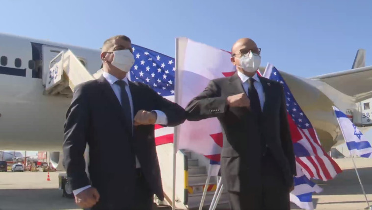 גבי אשכנזי ושר החוץ הבחרייני