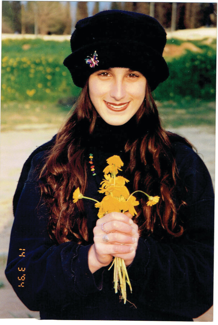 גליה בתו של איתן