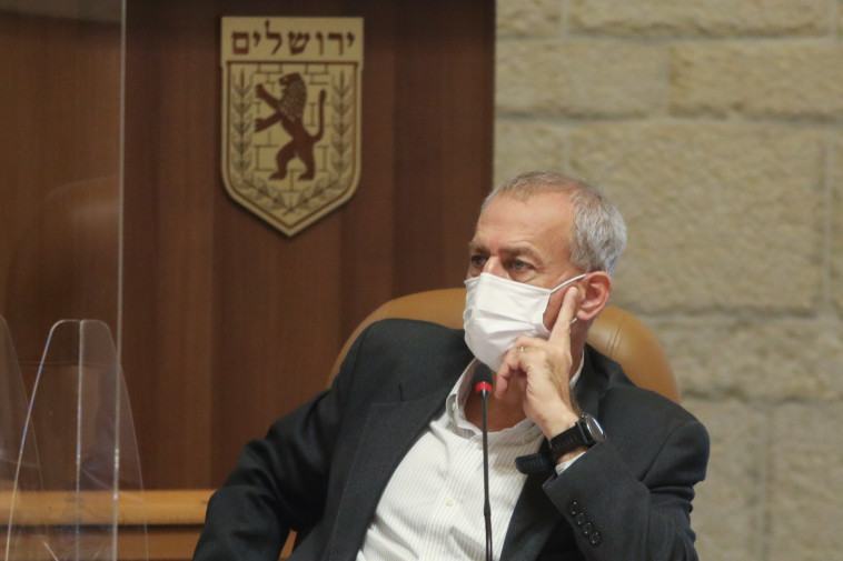 פרופ' נחמן אש