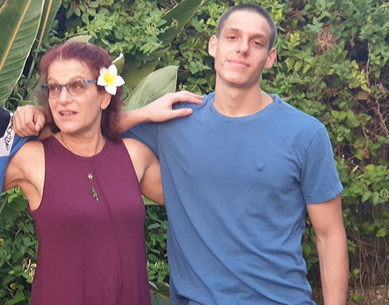 ליהוא בן בסה עם אמו