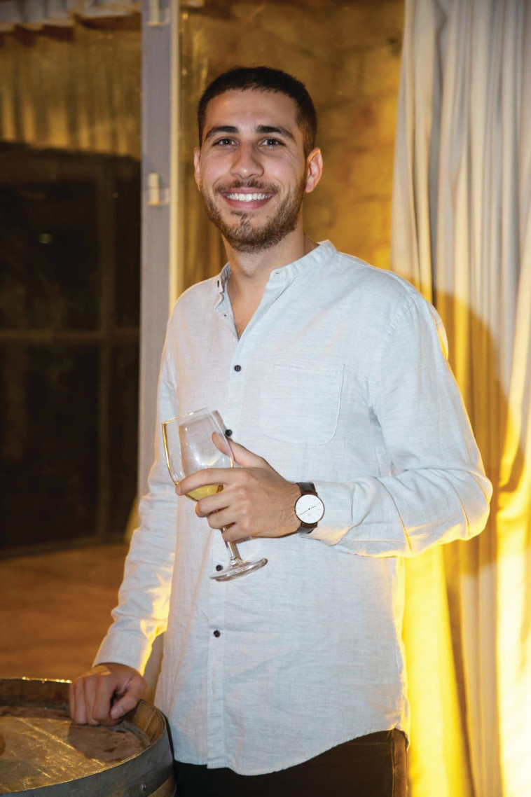 אופיר חודדה