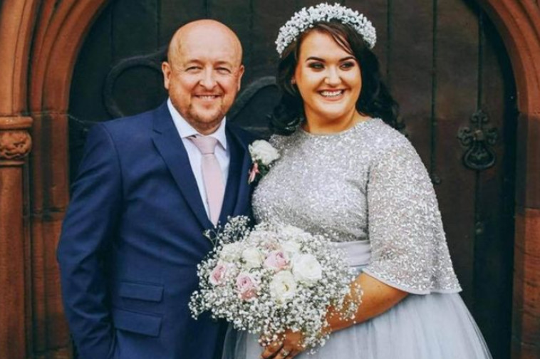 טוני סטנדן ובעלה הטרי ביום החתונה 