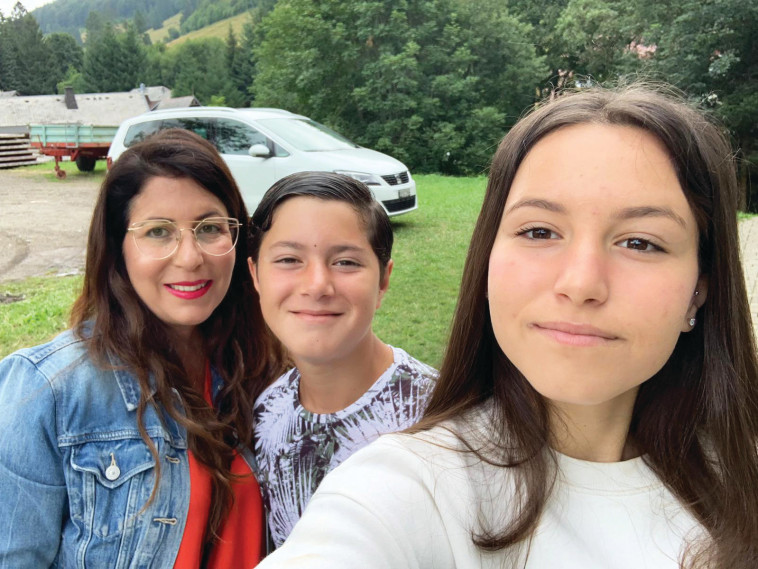 מימין לשמאל: יובל, יואב ורותם ישראלי