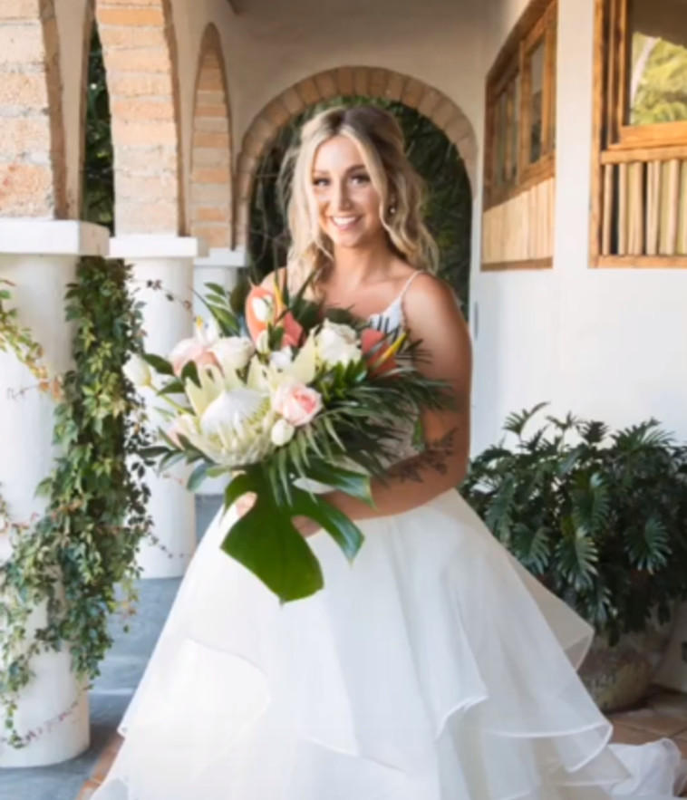 ג'יליאן בחתונה במקסיקו