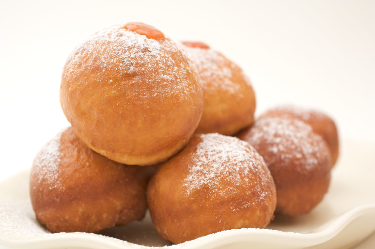 מתכון לסופגניות חנוכה מאת פסקל