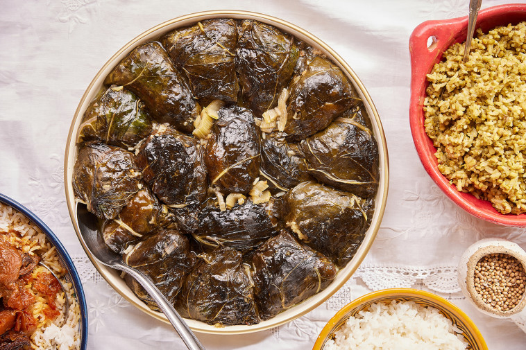 עלי מנגולד עיראקיים ממולאים. ריחות וטעמים