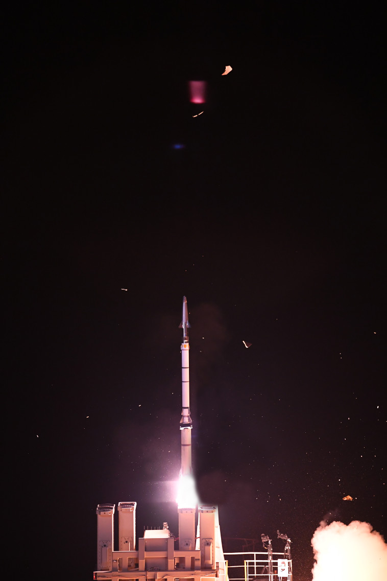 ניסויי יירוט בגרסה מתקדמת של ''שרביט קסמים''