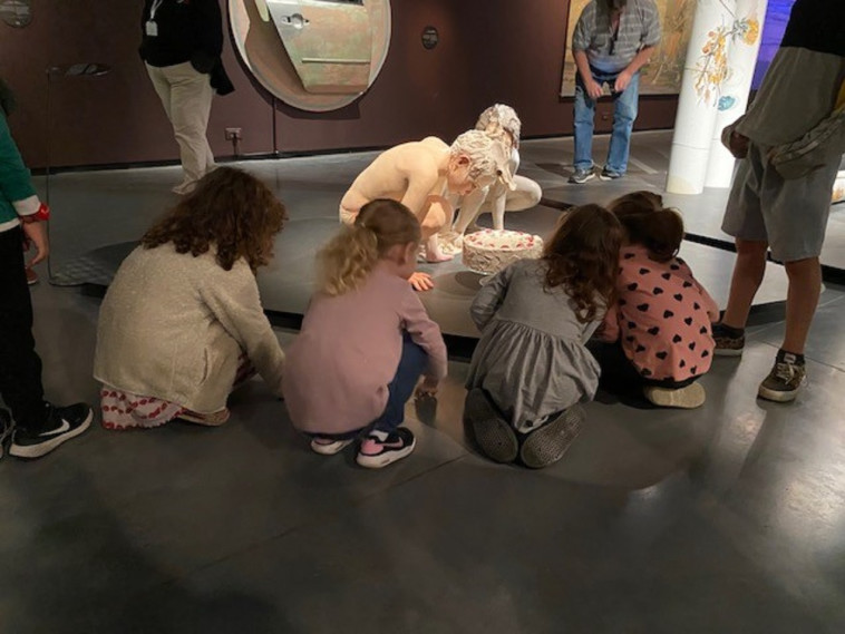 אורות ובדים - ביאנ'לה לילדים