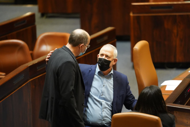 Bnei Gantz and Avi Nissenkorn (Photo: Danny Shem Tov, Knesset Spokeswoman)