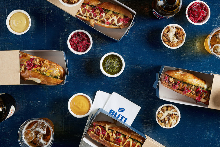 הנקניקות של בו-טי