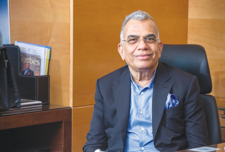 היזם ההודי פי.אן.סי מנהון